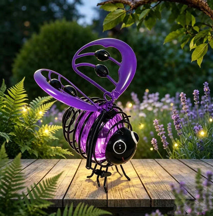 Solar Bee Garden Light